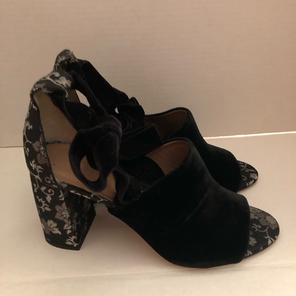 LEWIT Black Velvet Women's Heels Made in Italy